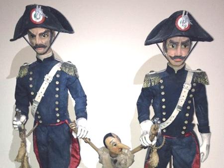 Una delle sculture in mostra